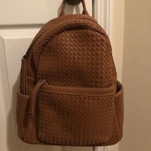 Woven brown backpack
